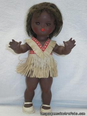 Bella ancienne vintage poupée  Bella noire 